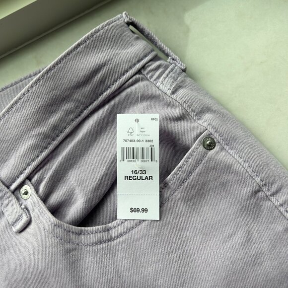 Gap Lavender 90s Straight Jeans--brand new--size 16 (33) - Picture 3 of 4